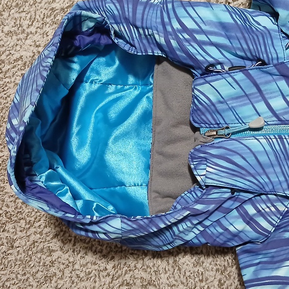 Mountain Hard Wear Dry Q Ski Jacket - Picture 4 of 10